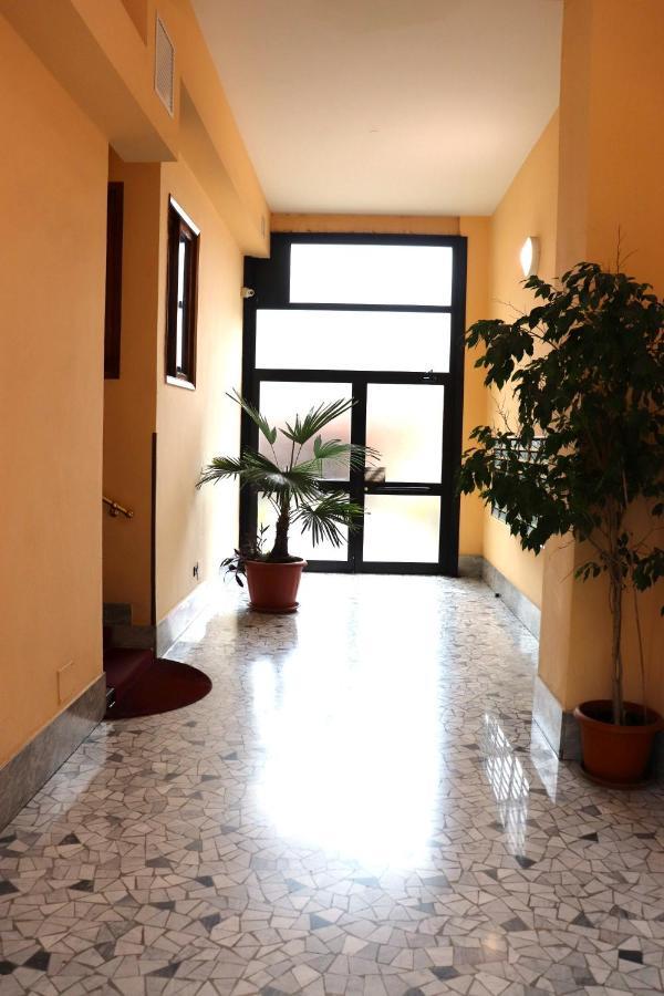 * La Casa Di Arti * 25 Min Dal Duomo Apartment Milan Exterior photo